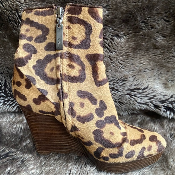 Barbara Bui beige and brown leopard print pony fur platform boots 36.5 - Picture 3 of 9